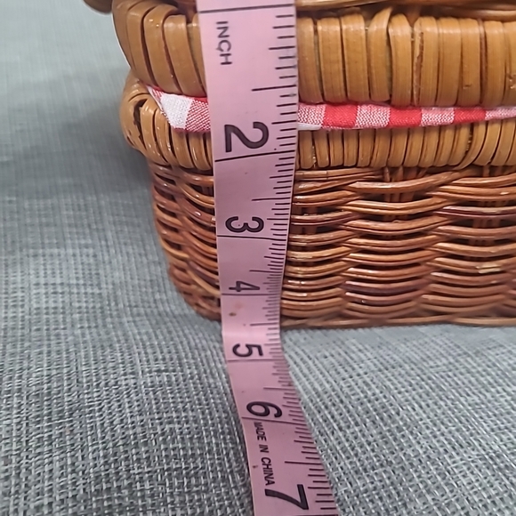 RAGGEDY ANN WICKER BASKET/ACCESSORIES - Picture 14 of 14